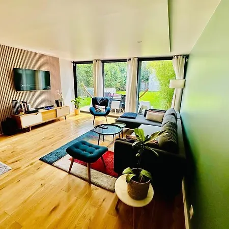 Paris - Charmante Maison De 165m2 Sur Propriete De 650m2 * Saint-Cloud