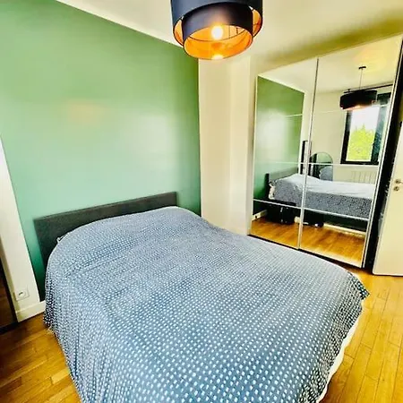 Paris - Charmante Maison De 165m2 Sur Propriete De 650m2