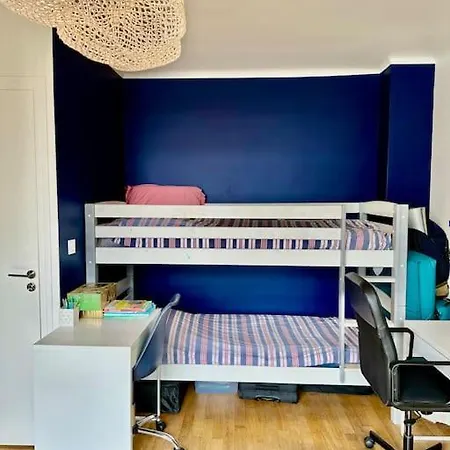 Paris - Charmante Maison De 165m2 Sur Propriete De 650m2 * Saint-Cloud