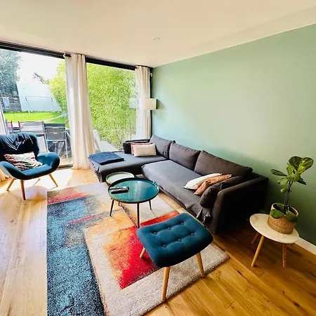 Paris - Charmante Maison De 165m2 Sur Propriete De 650m2 *